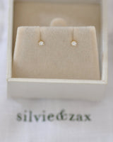 Petite white diamond earring (6052422025374)