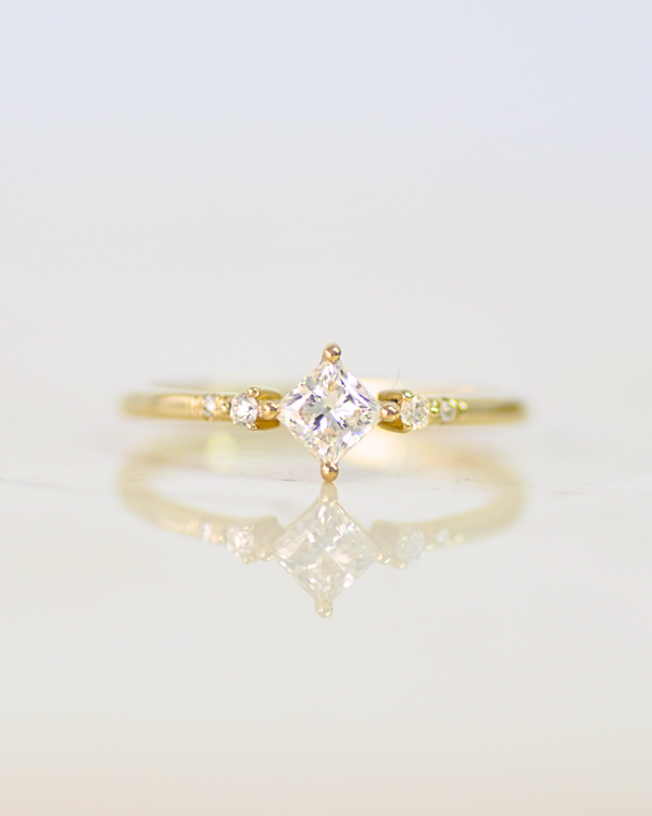 טבעת מעיין יהלומי מעבדה