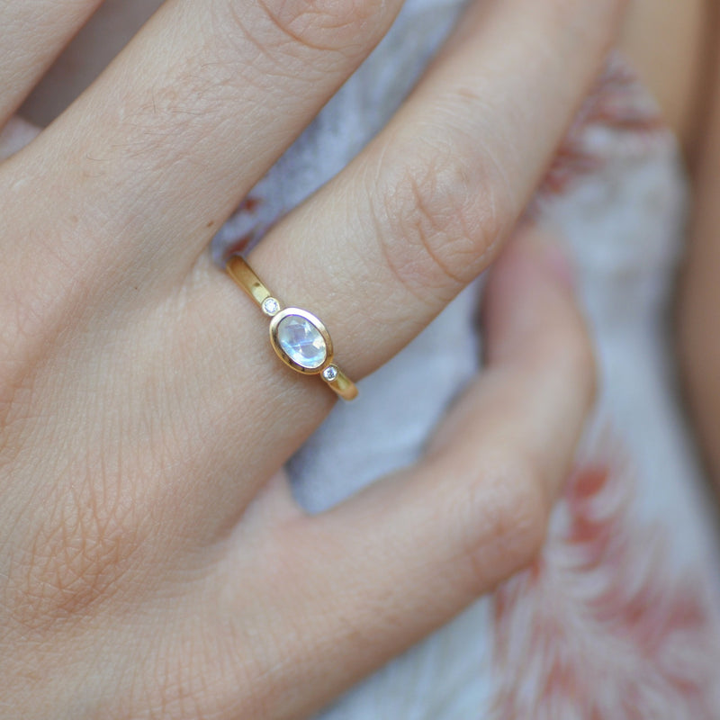 Jaffa Moonstone ring (6059524227230)